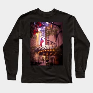 E 58th St, Madison Ave, American Flag, Manhattan, NYC Long Sleeve T-Shirt